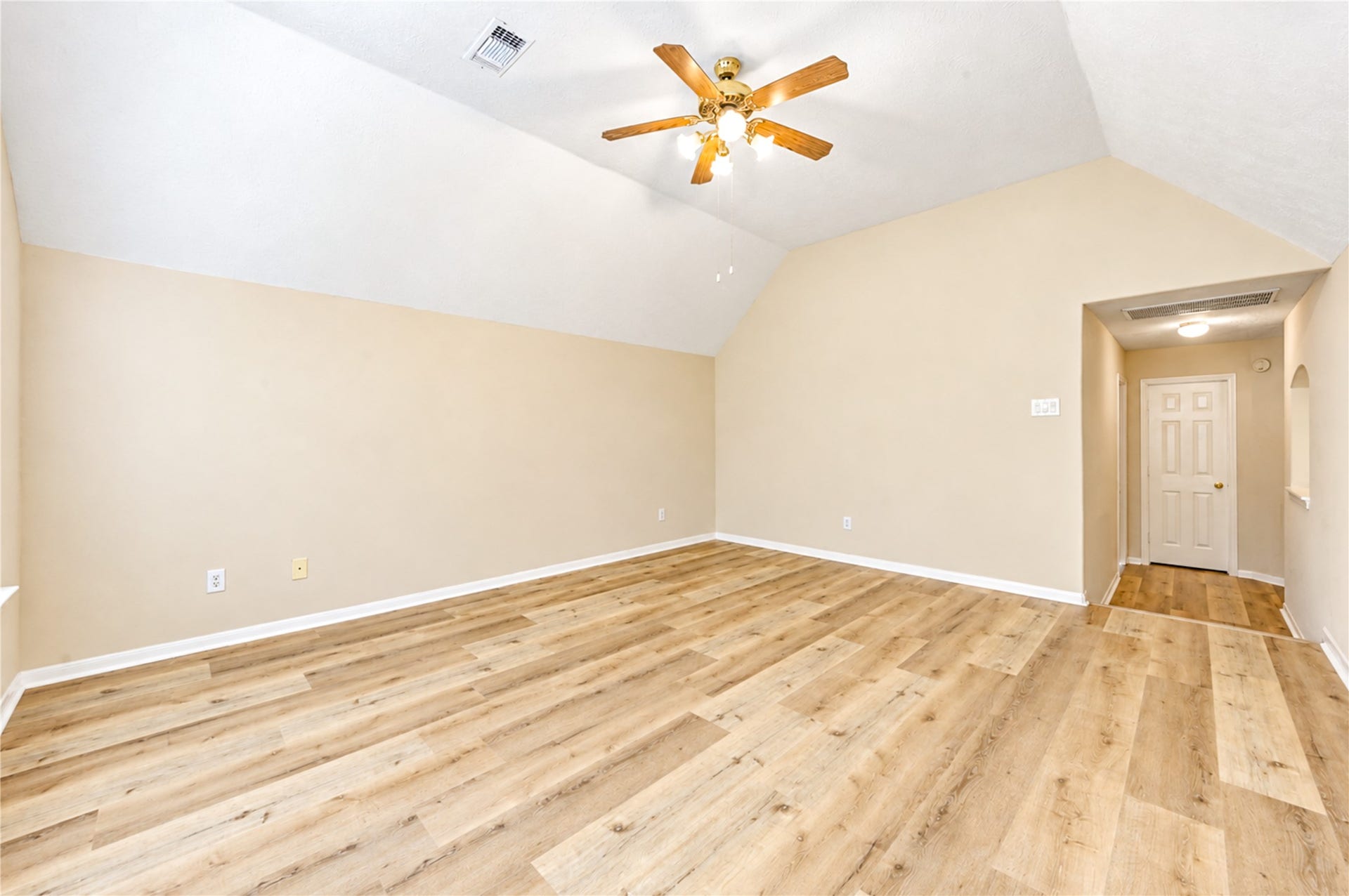 3835 Heritage Colony Drive, Missouri City, TX 77459 Alternate view of gameroom
