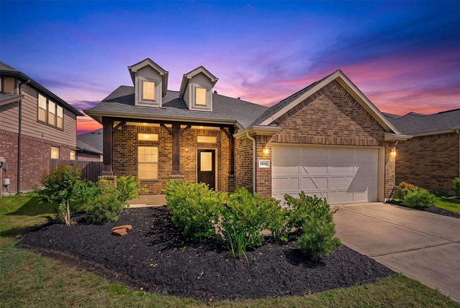 Property photo for 25026 Lakecrest Glen Drive, Katy, TX