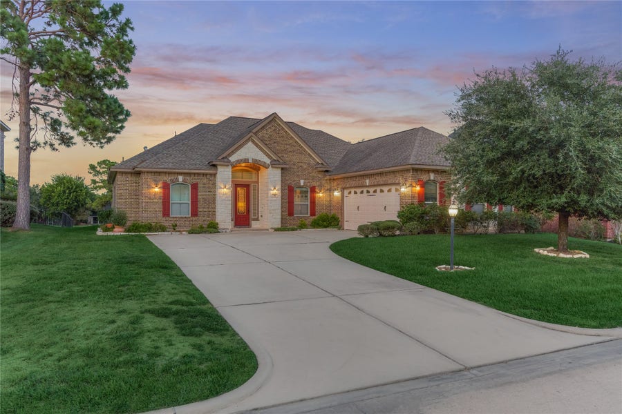 Property photo for 35 Bent Tree Lane, Montgomery, TX