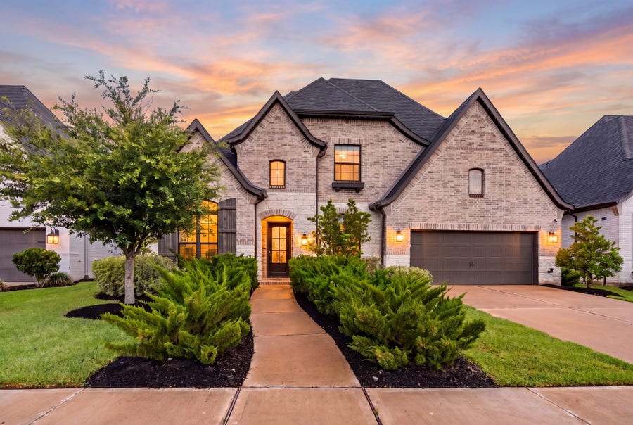 Property photo for 8815 Autumn Pine Drive, Missouri City, TX