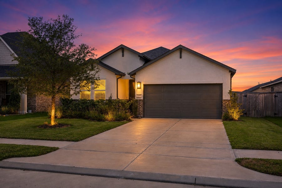 Property photo for 2195 Clements Shore Lane, La Porte, TX