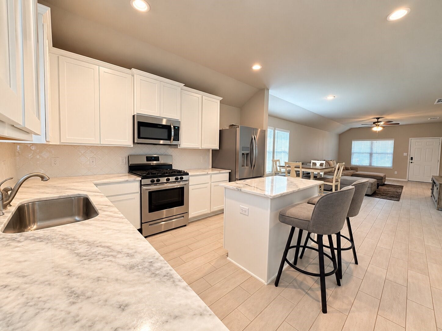 13313 Dalvay Beach Drive, Texas City, TX 77568 13313 Dalvay Beach Drive, Texas City, TX 77568