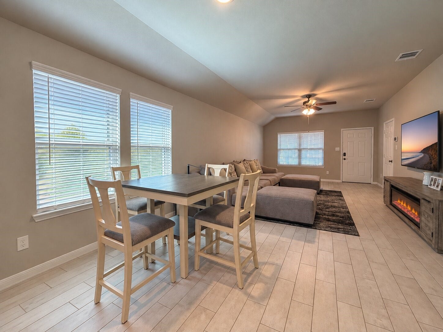 13313 Dalvay Beach Drive, Texas City, TX 77568 13313 Dalvay Beach Drive, Texas City, TX 77568