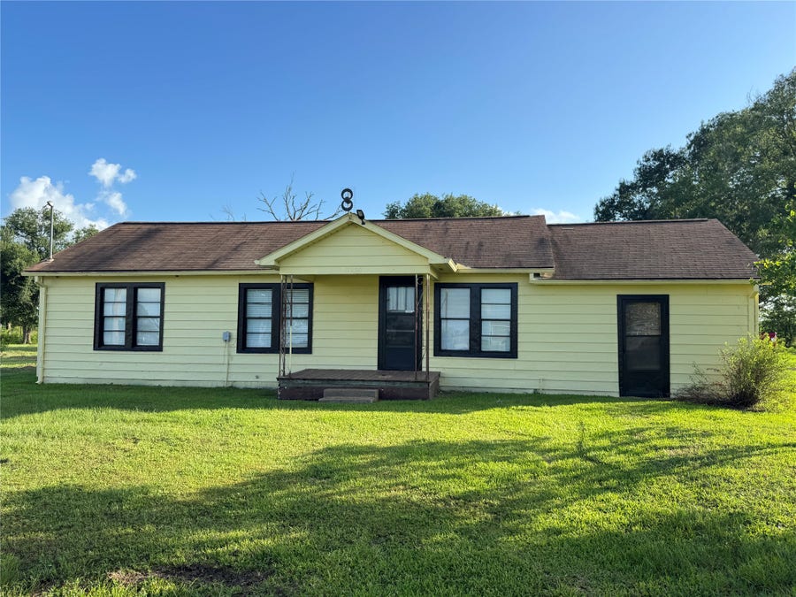 Property photo for 17930 Highway 36, Guy, TX