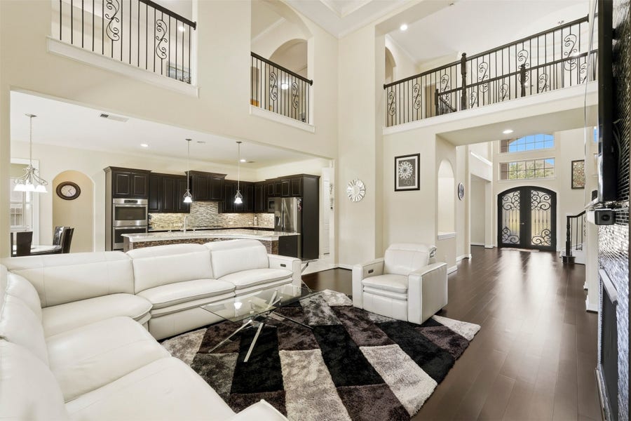 Property photo for 6011 Abercombie Lane, Sugar Land, TX