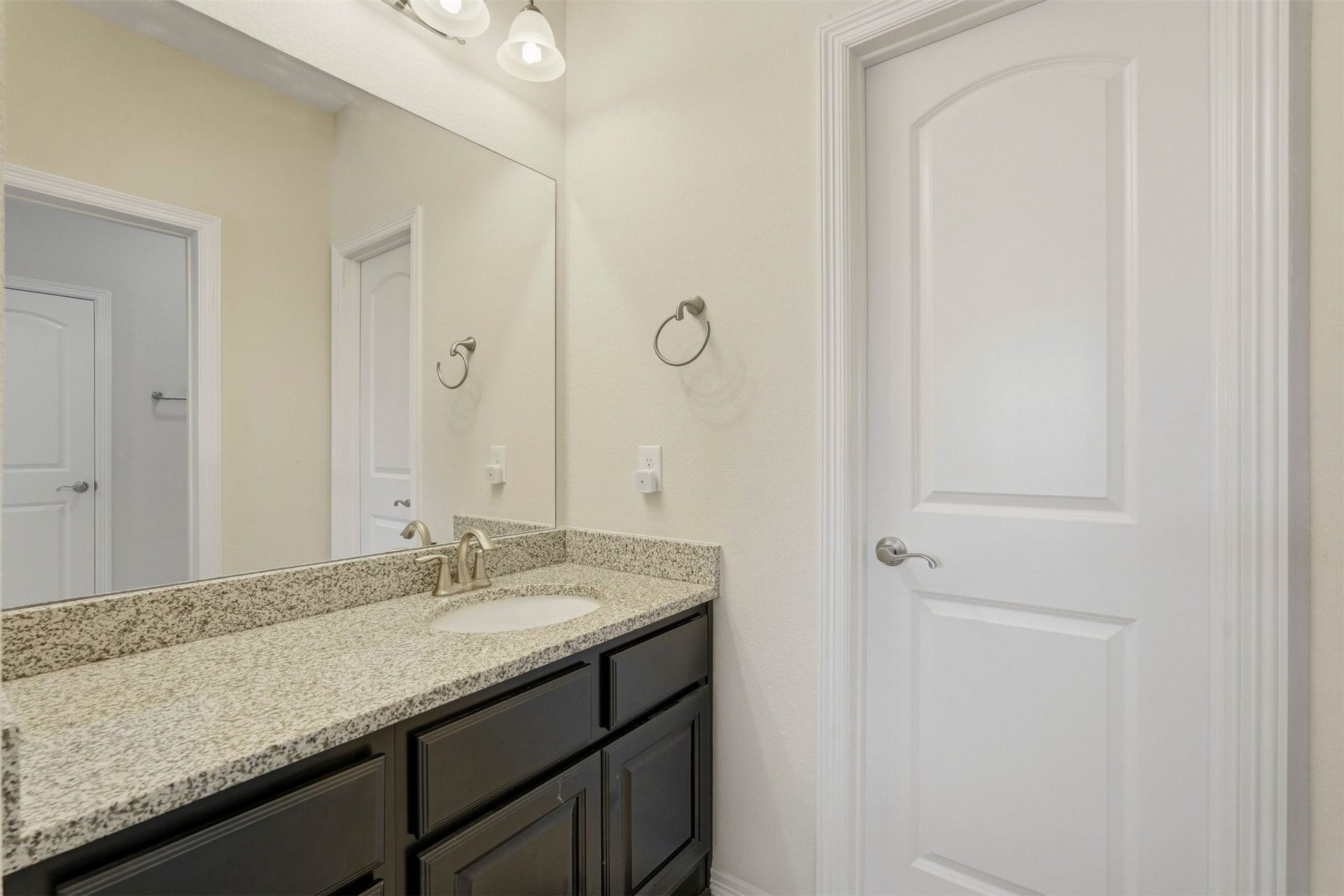6011 Abercombie Lane, Sugar Land, TX 77479 6011 Abercombie Lane, Sugar Land, TX 77479