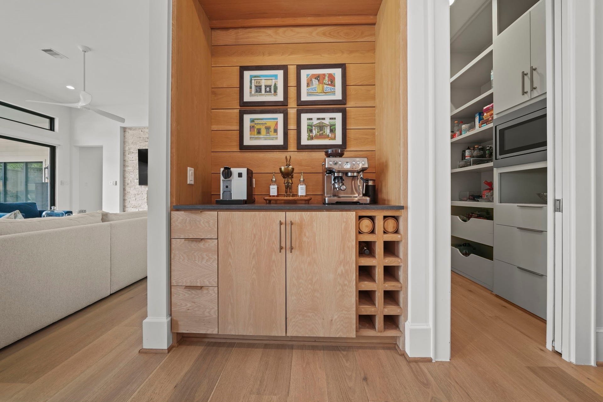 6425 Remlap Street, Houston, TX 77055 The amazing coffee bar has its own nook!