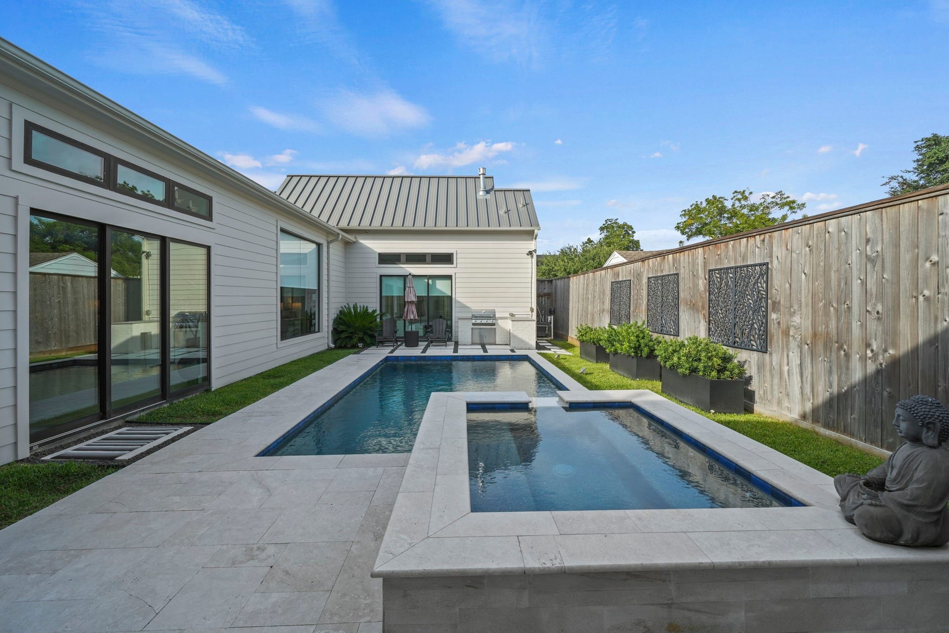 6425 Remlap Street, Houston, TX 77055 The backyard is an oasis complete with pool and spa, outdoor kitchen and amazing outdoor living space!