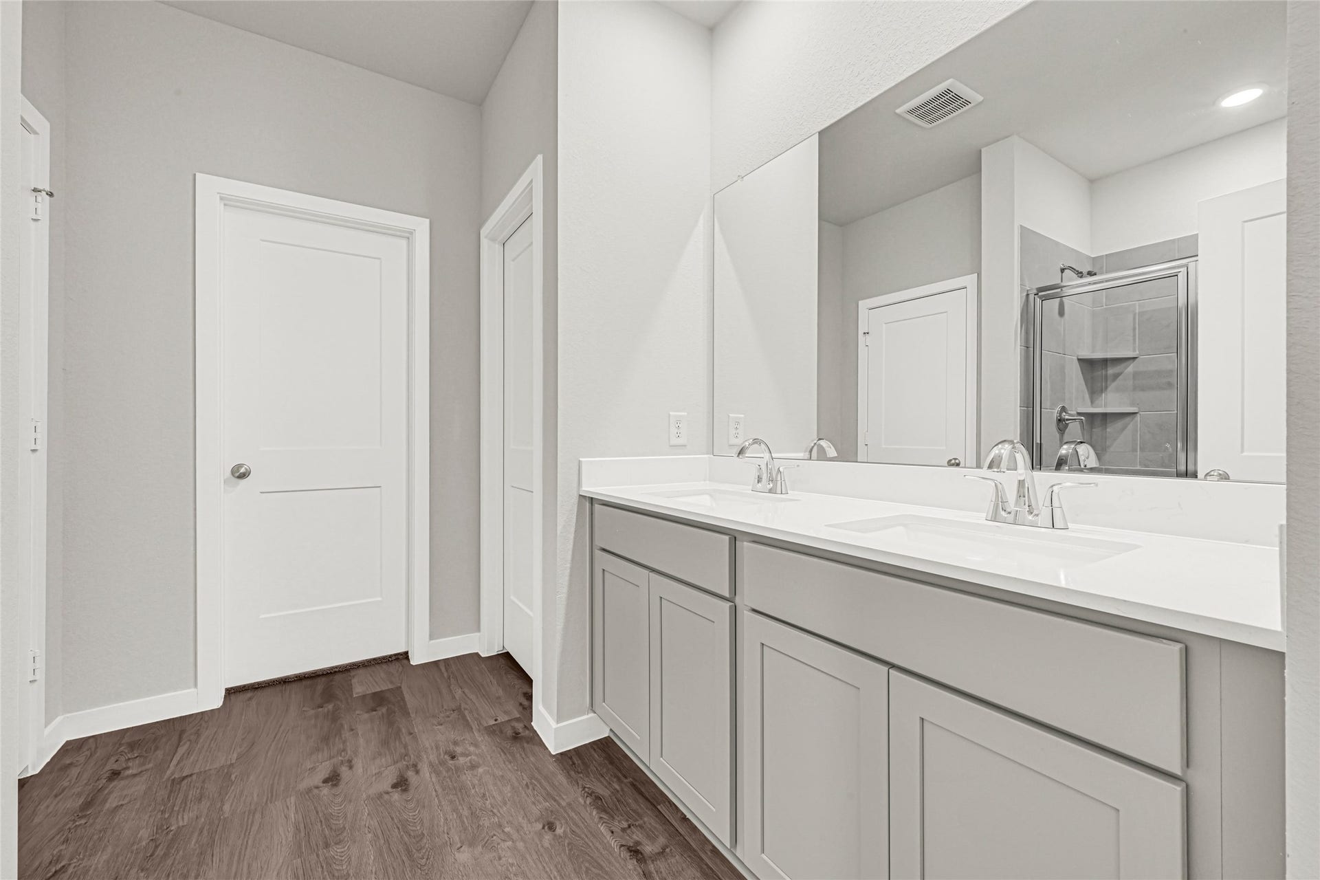 7735 Bergamot Circle, Magnolia, TX 77354 7735 Bergamot Circle, Magnolia, TX 77354