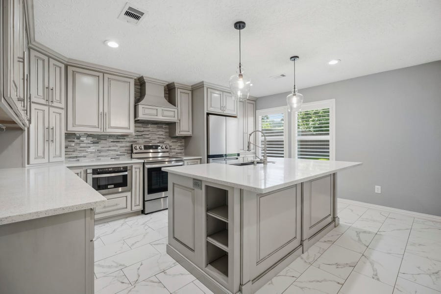 Property photo for 3714 Townes Forest Road, Friendswood, TX