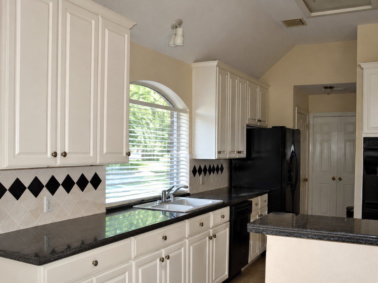 1906 Gray Birch Drive, Sugar Land, TX 77479 1906 Gray Birch Drive, Sugar Land, TX 77479