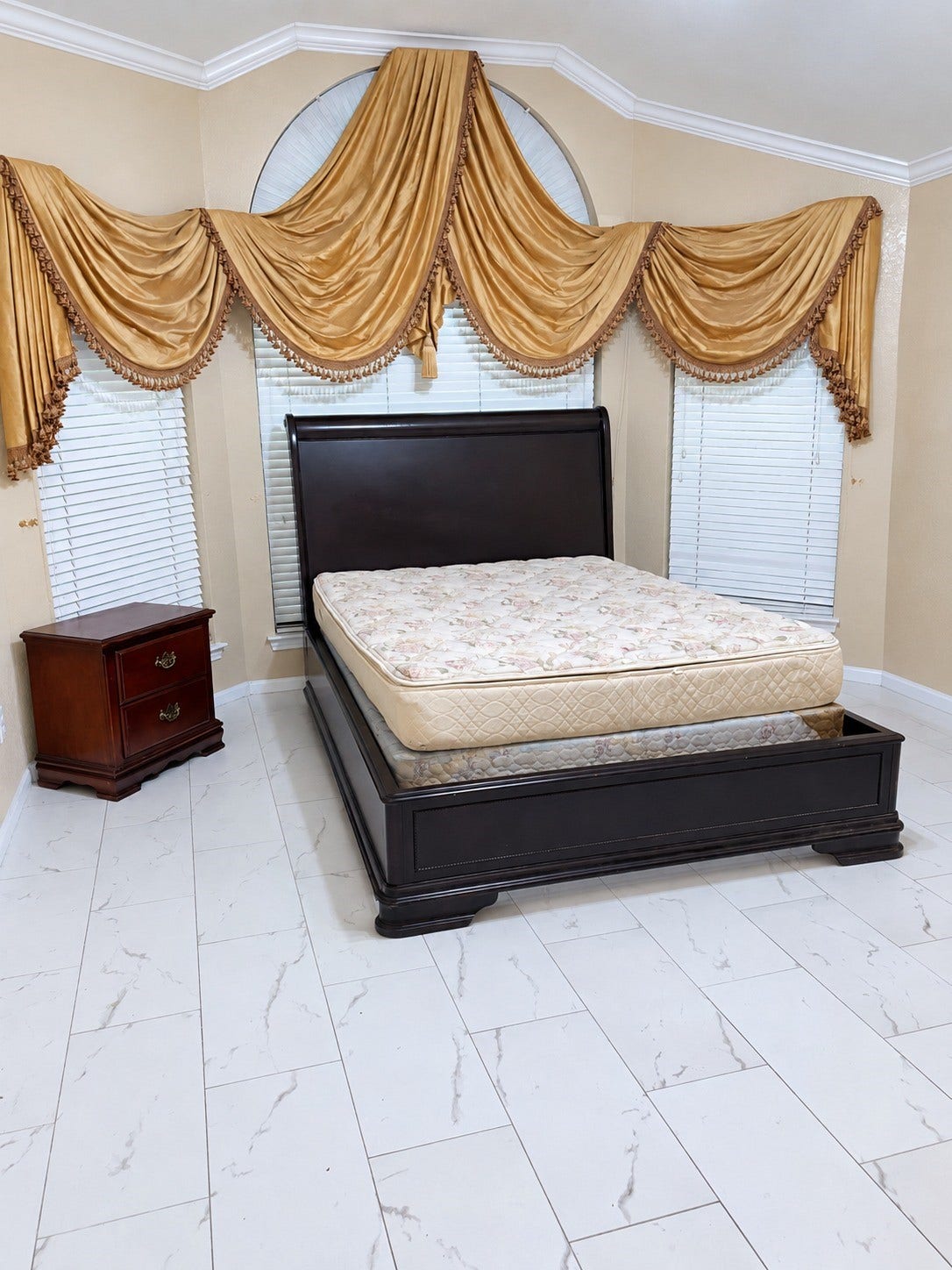 1906 Gray Birch Drive, Sugar Land, TX 77479 1906 Gray Birch Drive, Sugar Land, TX 77479