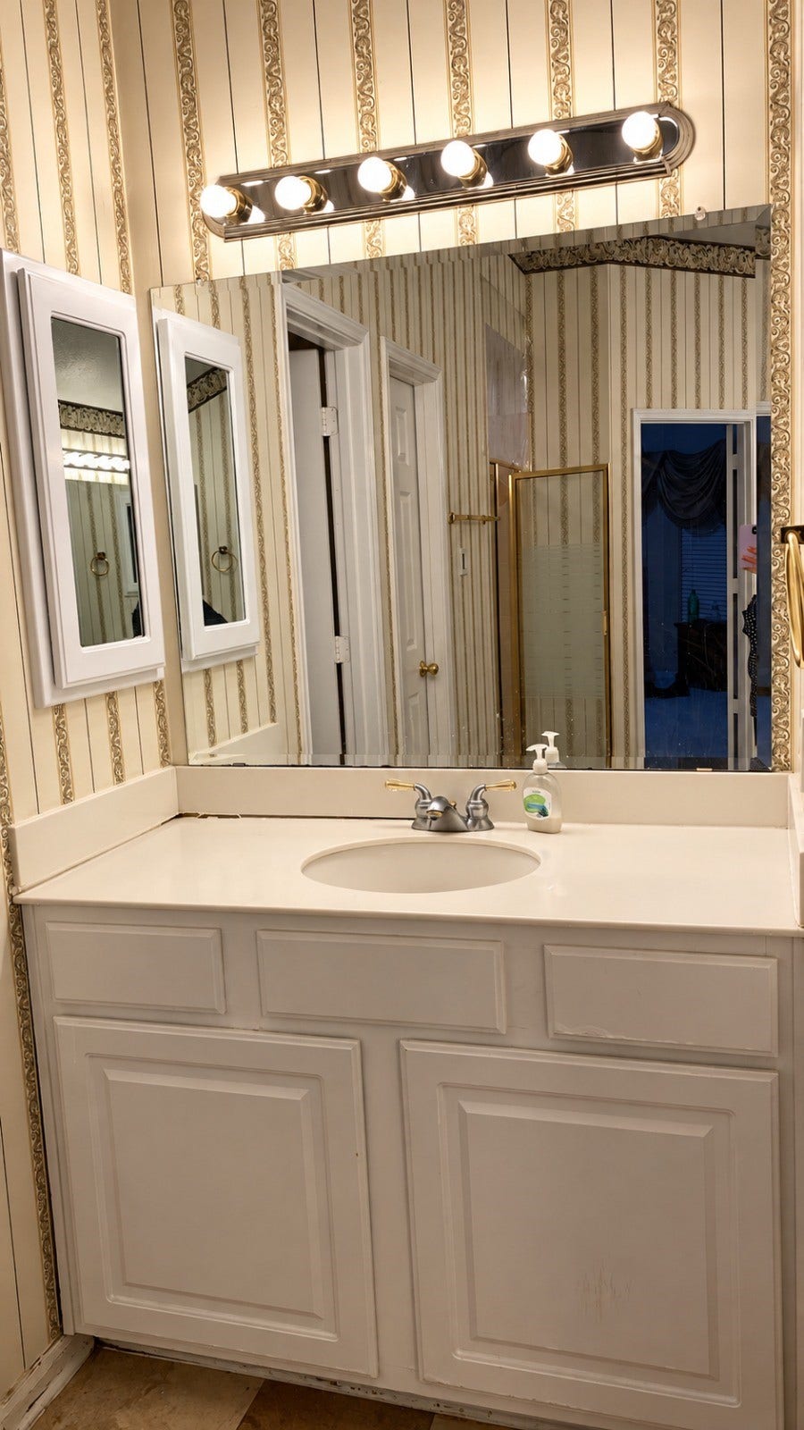 1906 Gray Birch Drive, Sugar Land, TX 77479 1906 Gray Birch Drive, Sugar Land, TX 77479