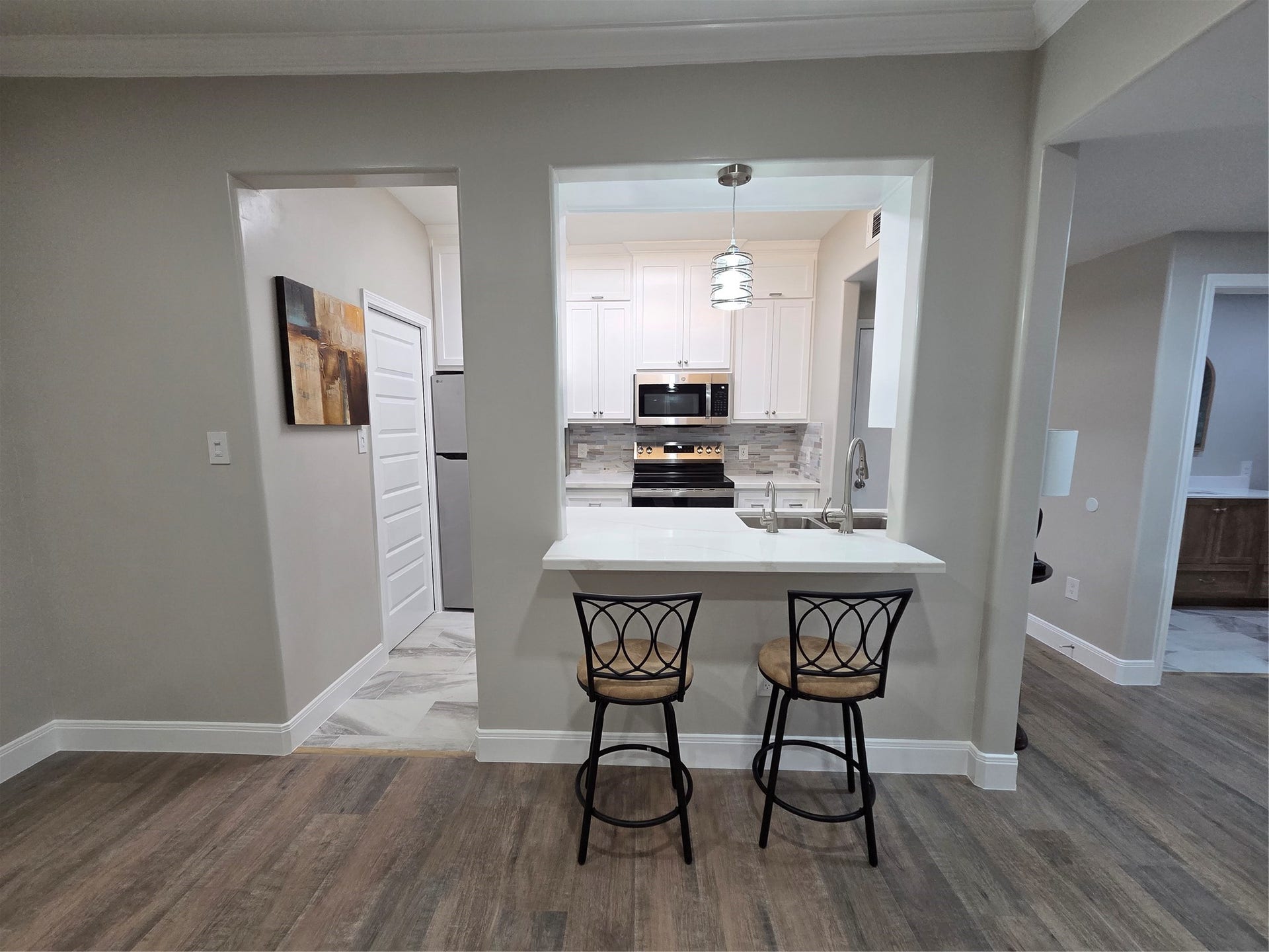 2475 Underwood Street, #166, Houston, TX 77030 Another view of kitchen from dining room.