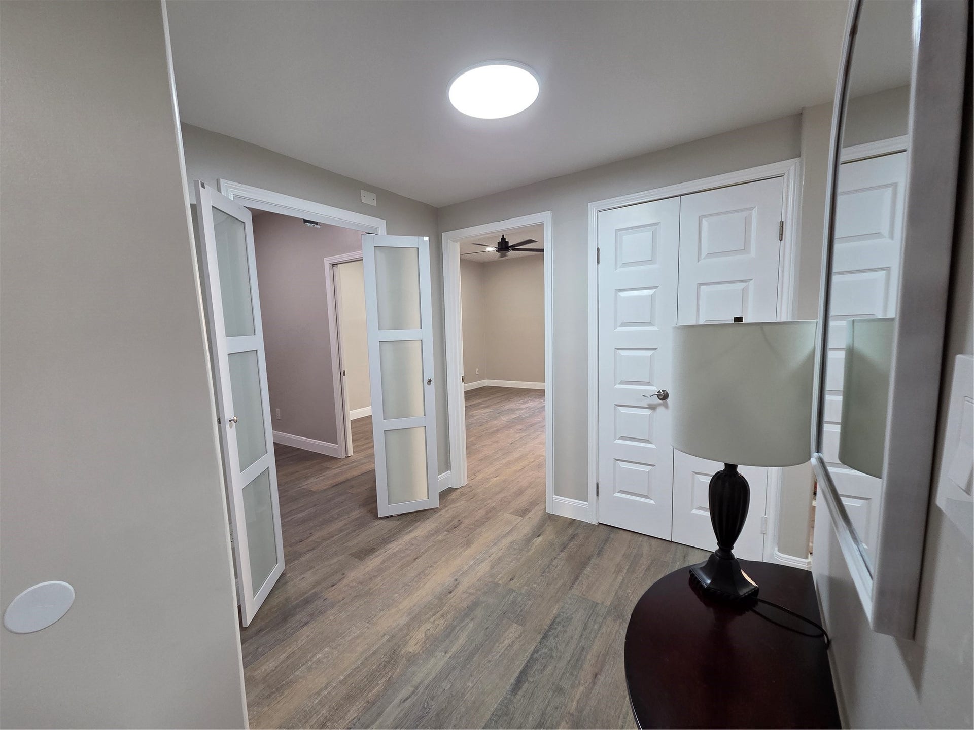 2475 Underwood Street, #166, Houston, TX 77030 Stunning Entry - offers laminte floors LED lights that also can be switched to night light