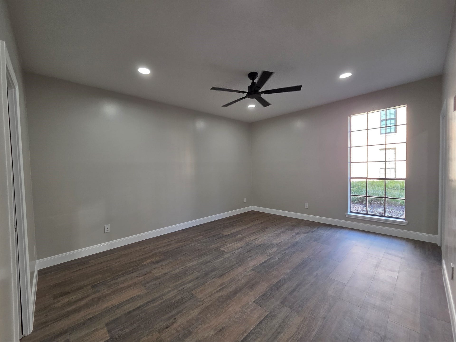2475 Underwood Street, #166, Houston, TX 77030 View of bedroom from entry