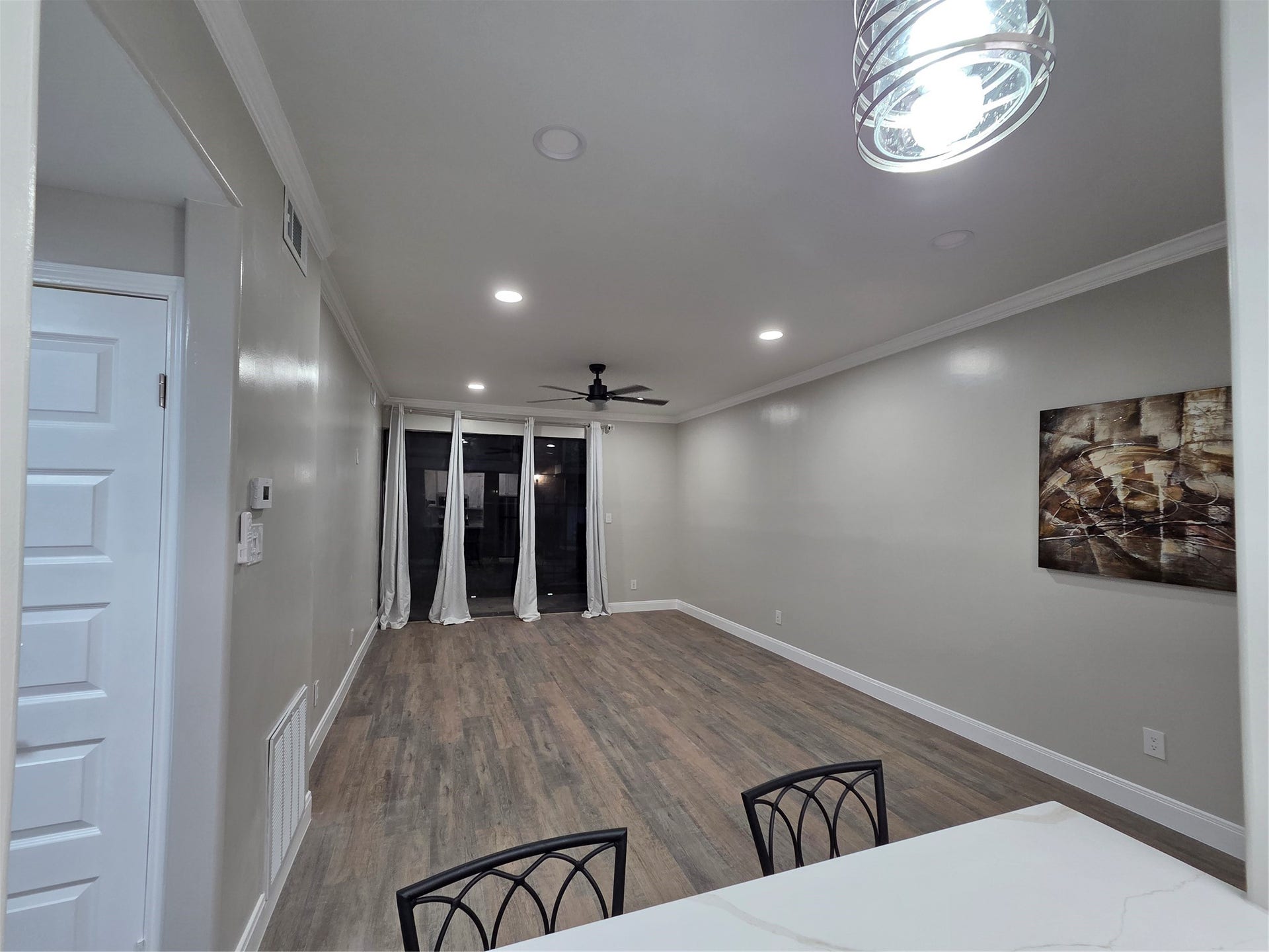 2475 Underwood Street, #166, Houston, TX 77030 View of both dining and living from kithcen