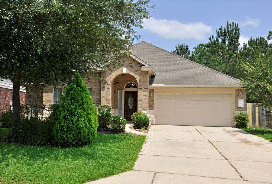 Property photo for 34 Bryce Branch Circle, The Woodlands, TX