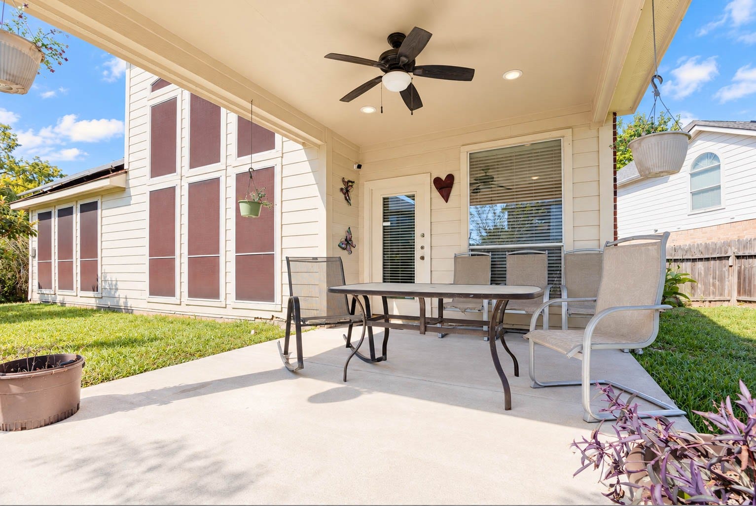 2907 Napoleonic Court, Houston, TX 77014 2907 Napoleonic Court, Houston, TX 77014
