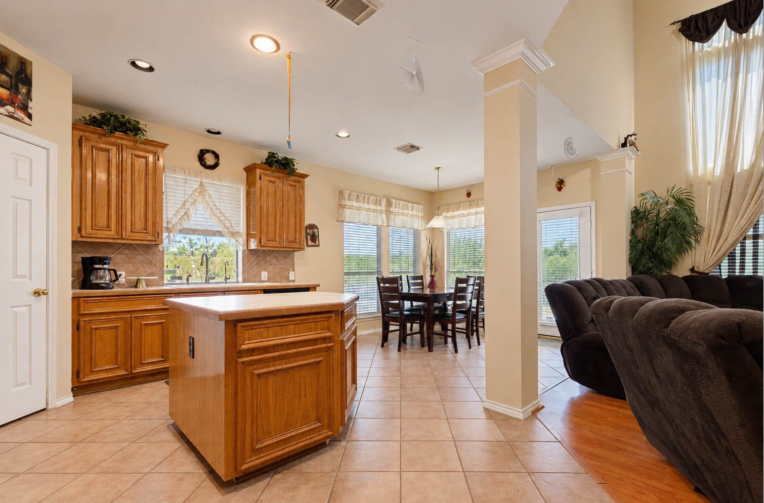 2907 Napoleonic Court, Houston, TX 77014 2907 Napoleonic Court, Houston, TX 77014