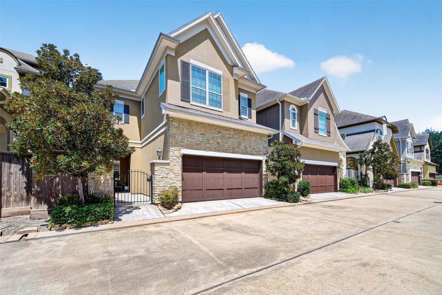 Property photo for 8217 Cabernet Lane, Houston, TX