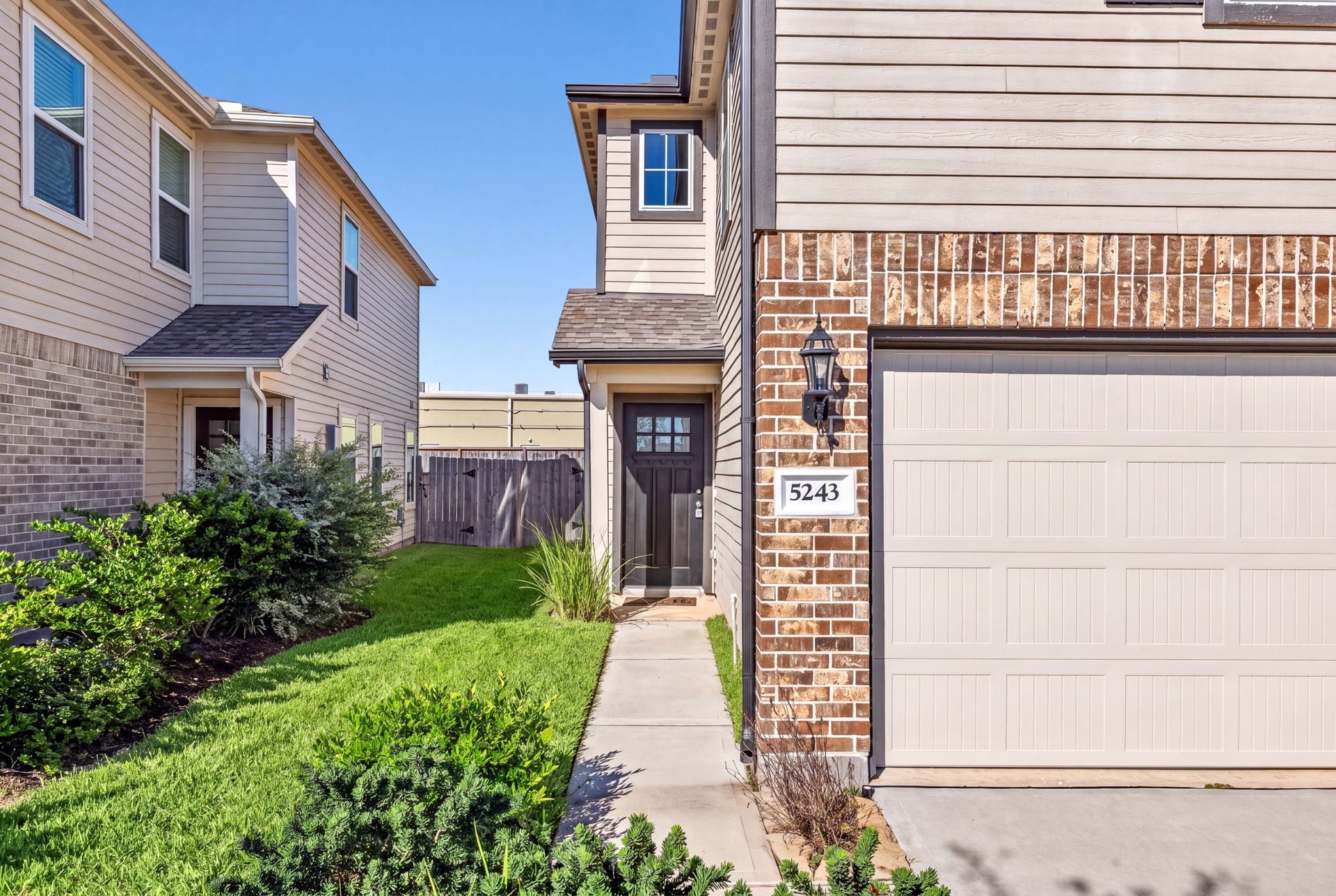 5243 Shallowhurst Lane, Katy, TX 77449 Schedule your showing today!