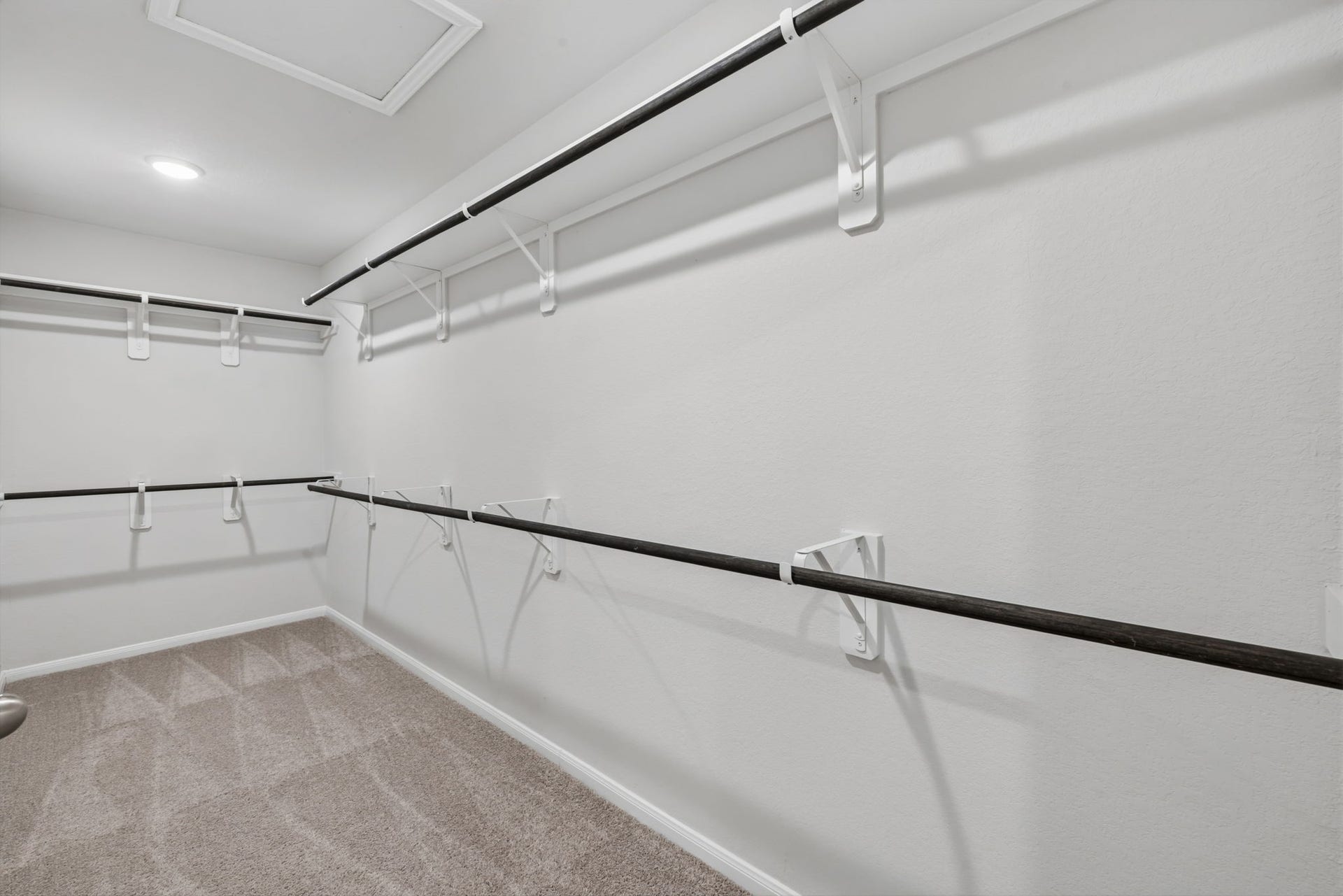 5243 Shallowhurst Lane, Katy, TX 77449 PRIMARY WALK IN CLOSET