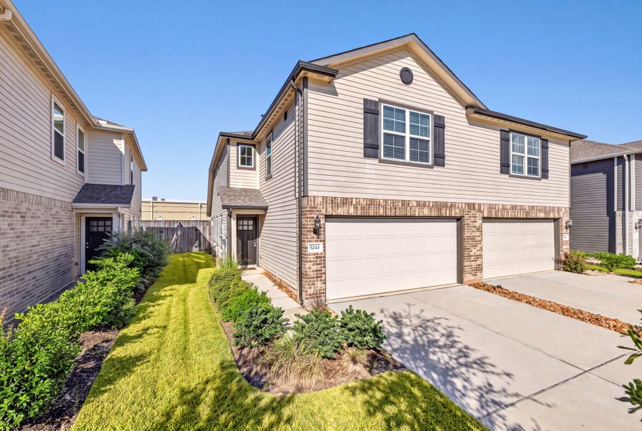 Property photo for 5243 Shallowhurst Lane, Katy, TX