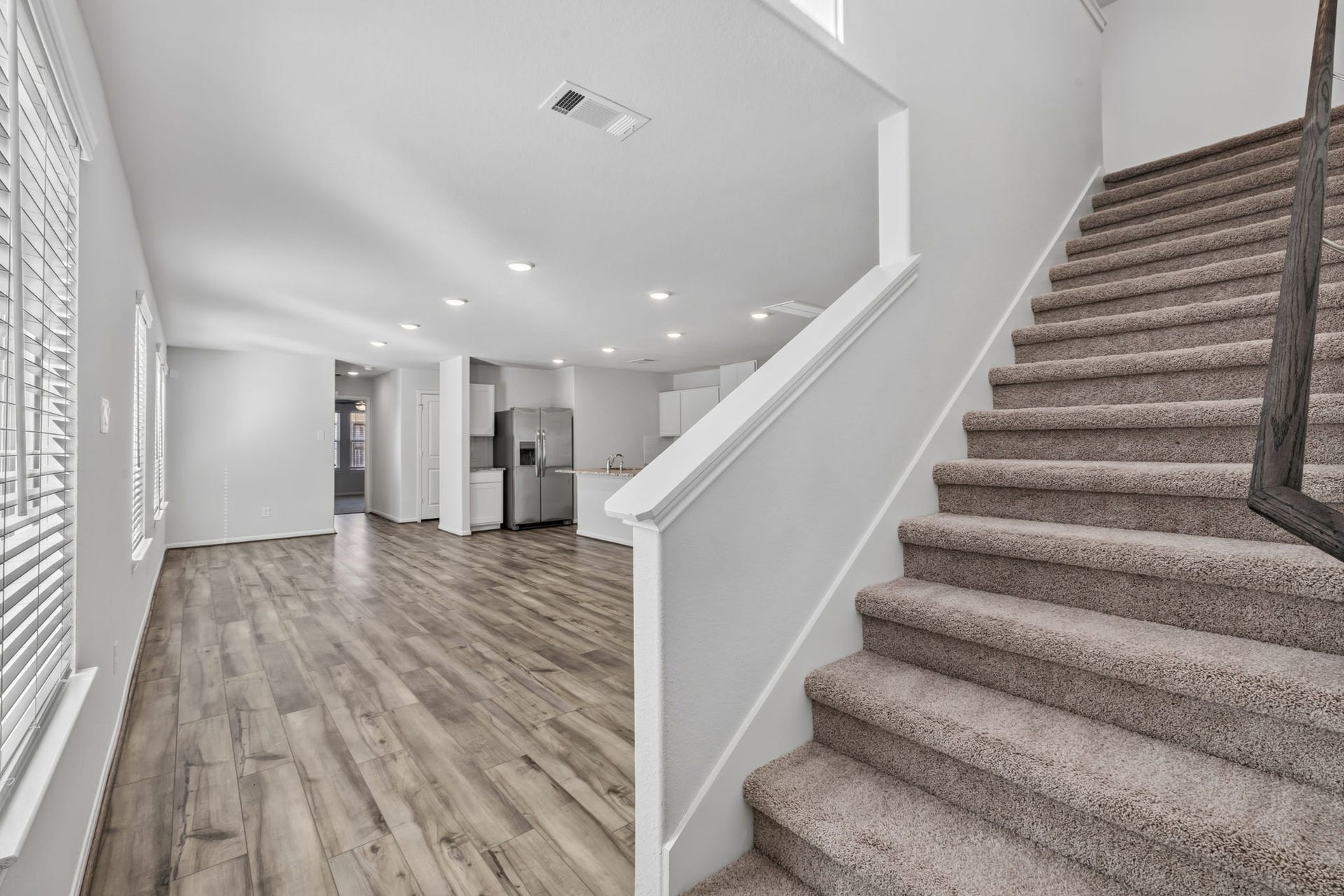 5243 Shallowhurst Lane, Katy, TX 77449 View from the entryway to the second level