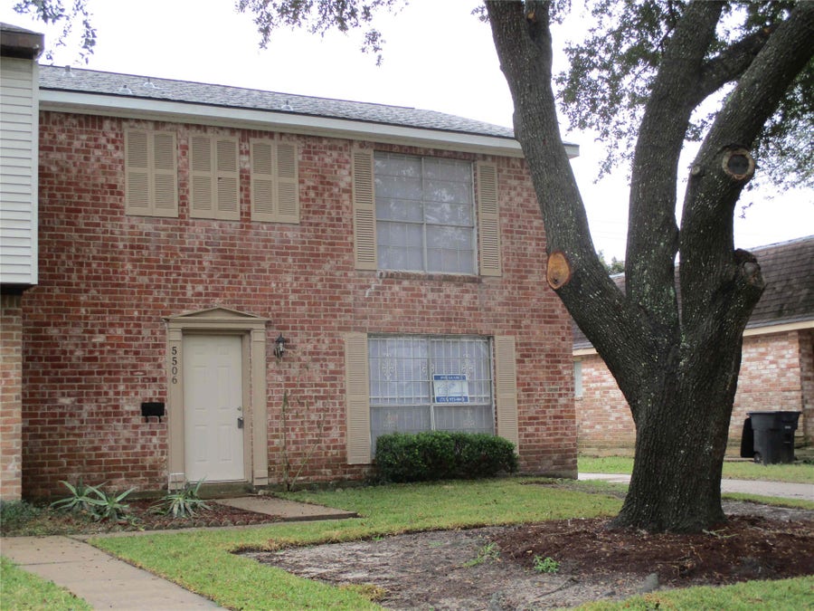 Property photo for 5506 Deep Forest Drive, Houston, TX