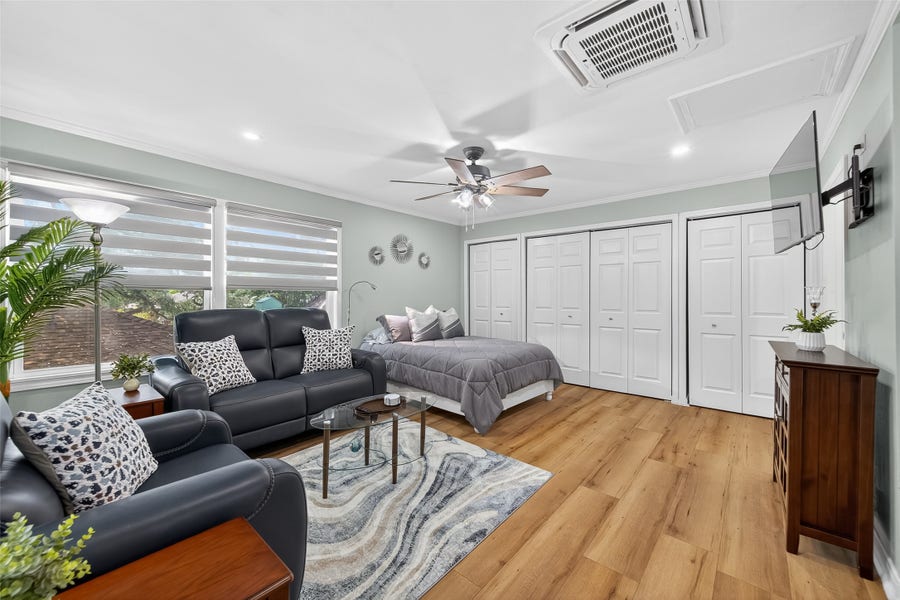 Property photo for 407 1/2 Fairbanks Street, Houston, TX