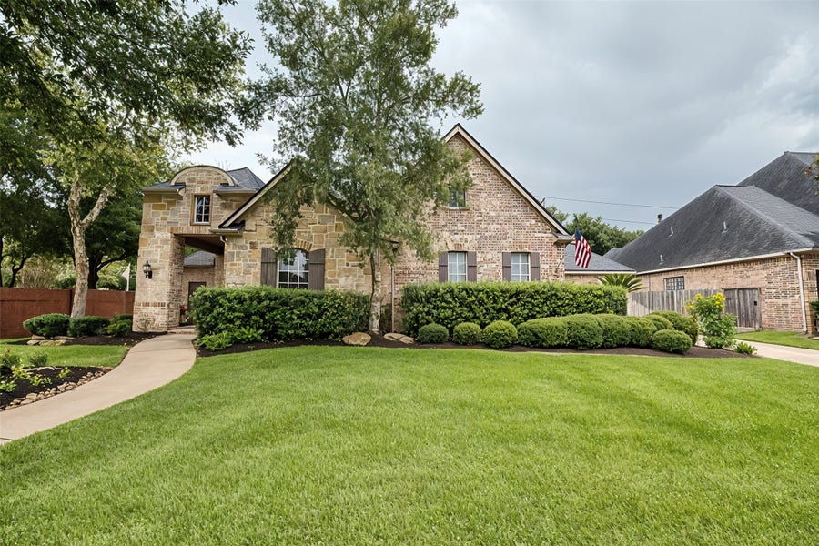 Property photo for 7715 Old Tree Court, Sugar Land, TX