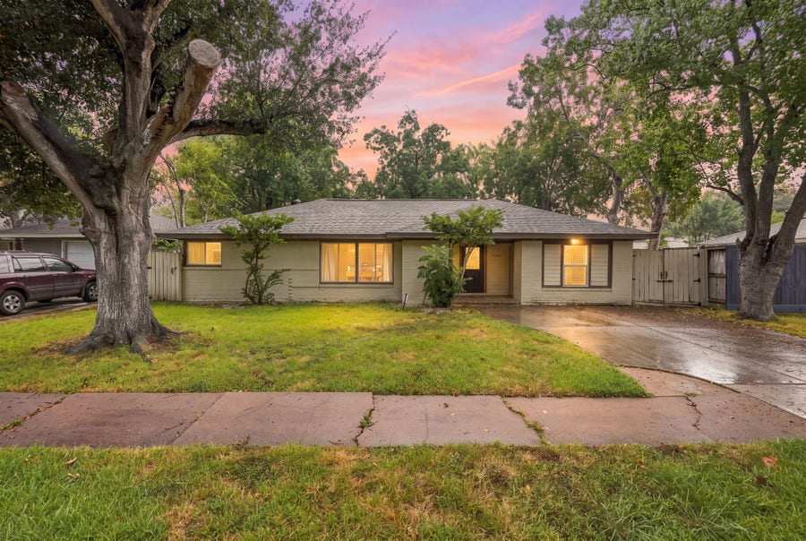 Property photo for 6229 Carew Street, Houston, TX