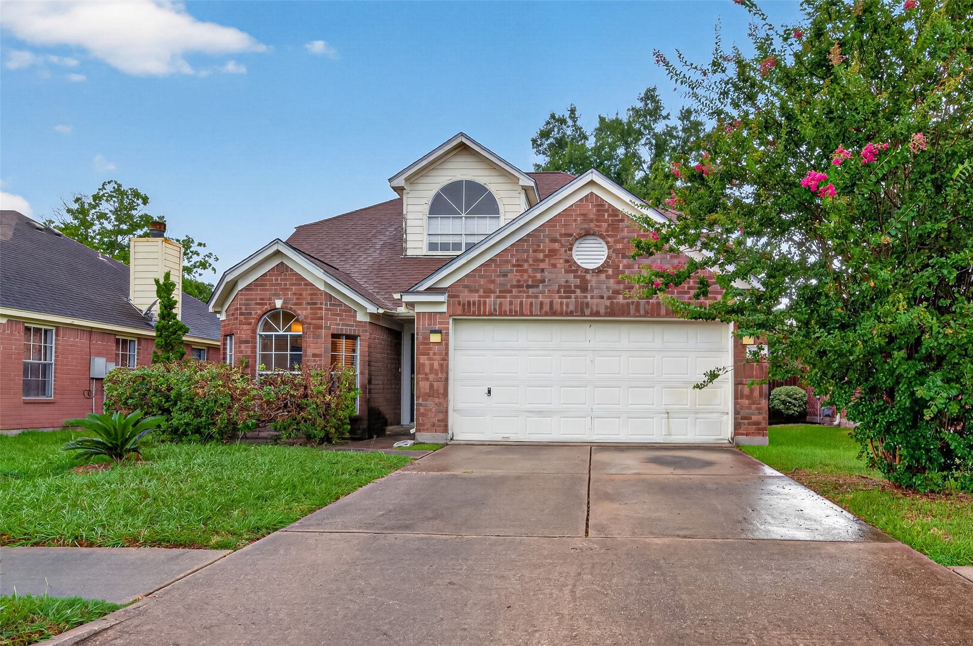 2446 Kenbridge Drive, Houston, TX 77067 2446 Kenbridge Drive, Houston, TX 77067