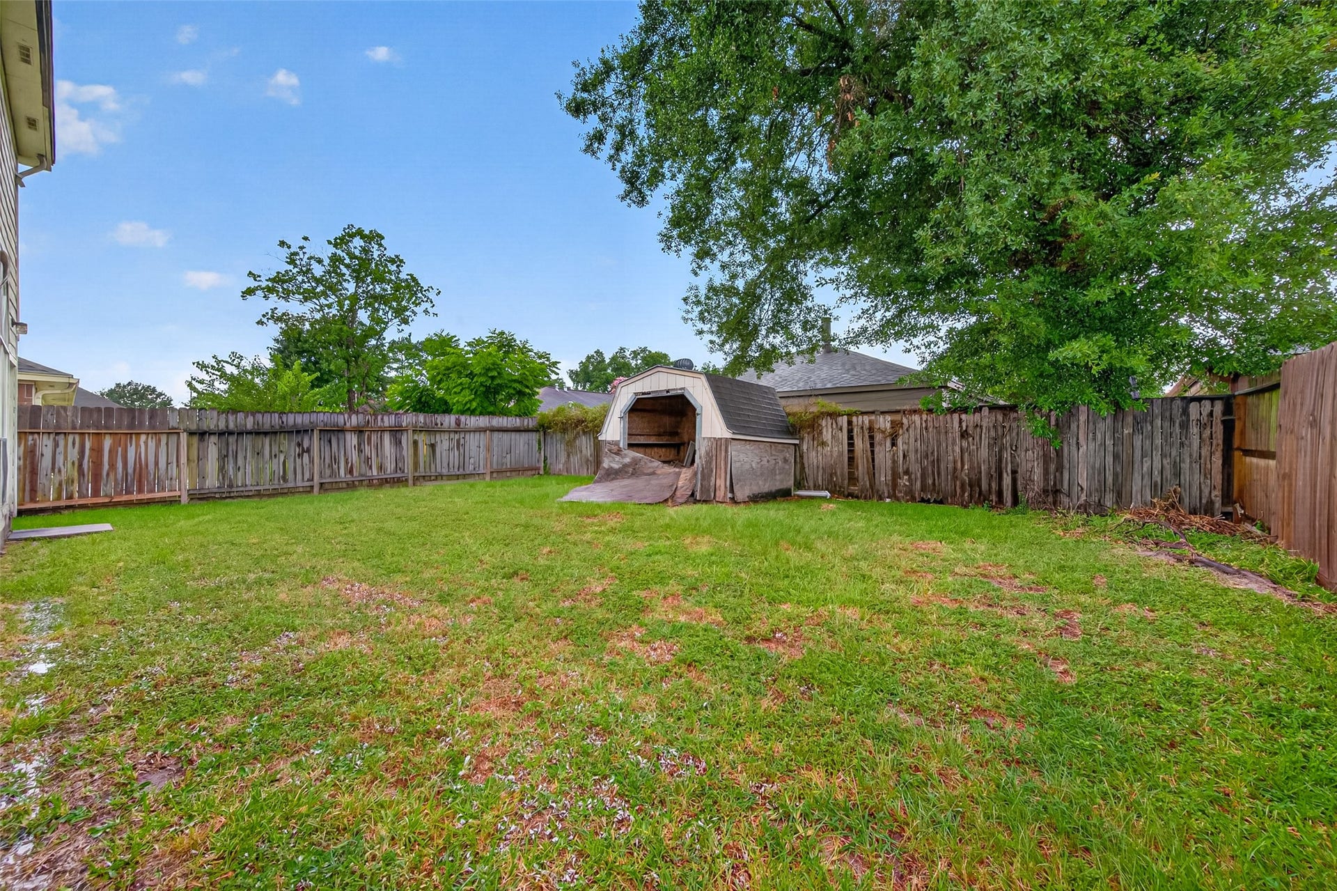 2446 Kenbridge Drive, Houston, TX 77067 2446 Kenbridge Drive, Houston, TX 77067