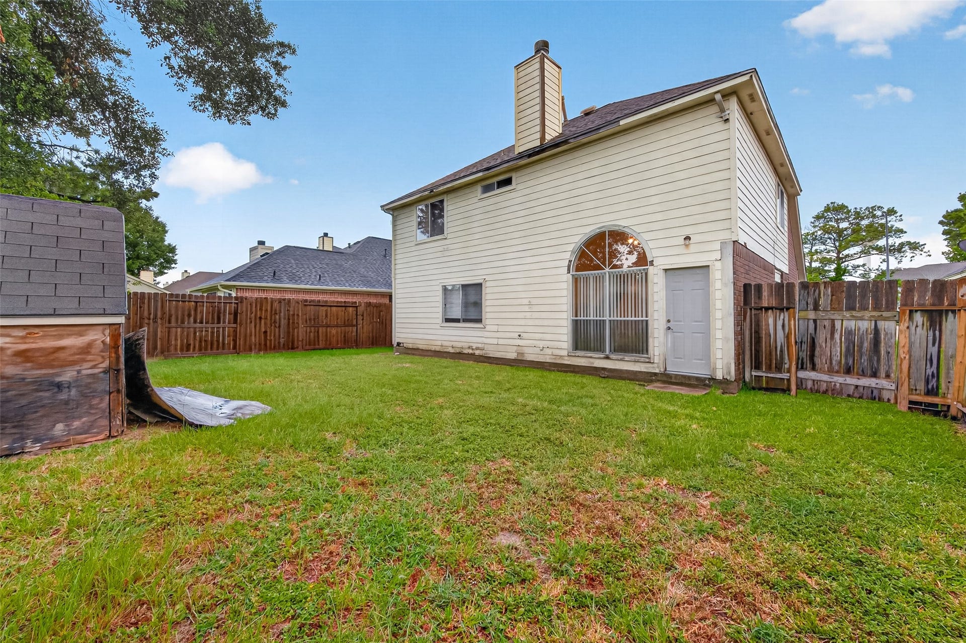 2446 Kenbridge Drive, Houston, TX 77067 2446 Kenbridge Drive, Houston, TX 77067