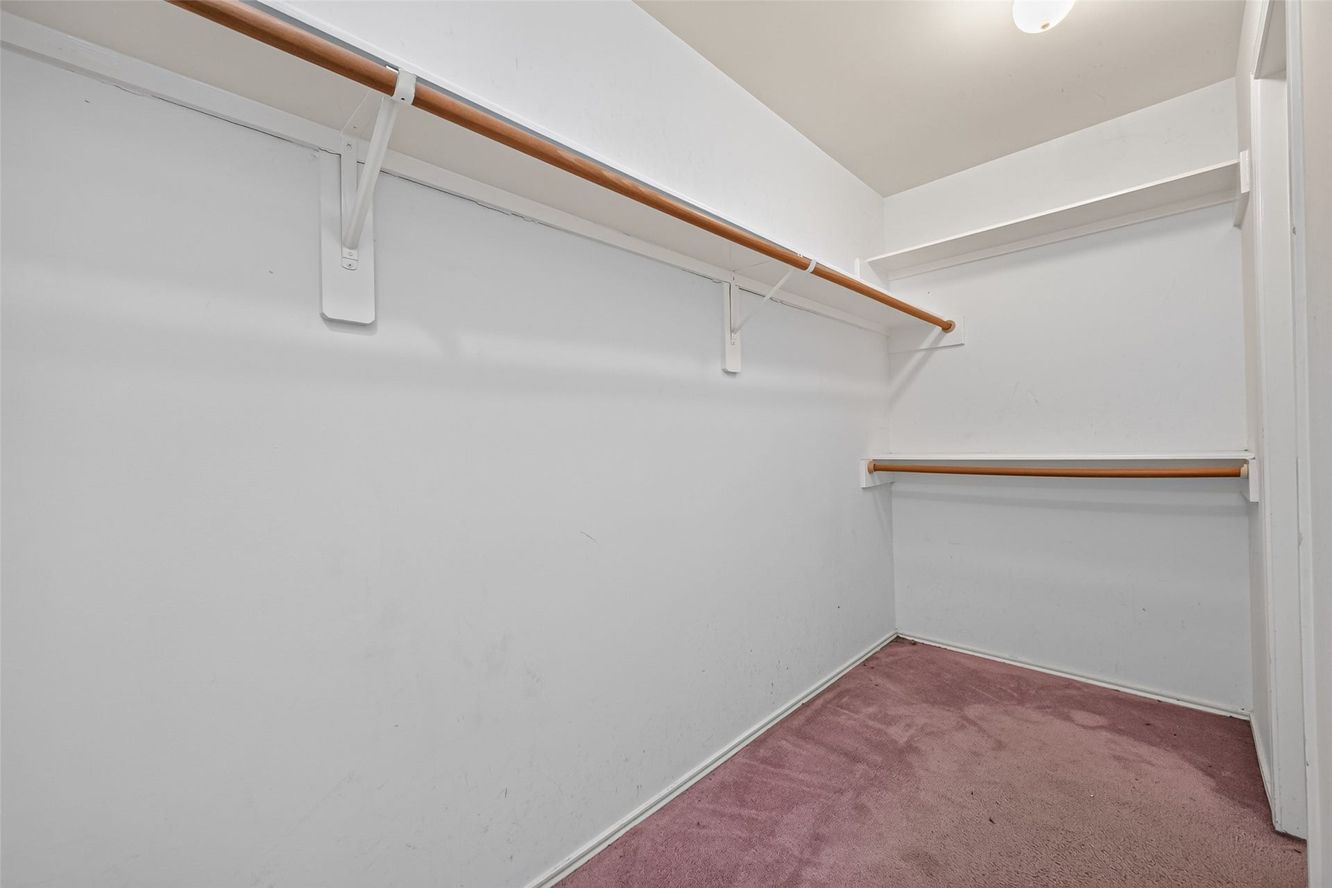2446 Kenbridge Drive, Houston, TX 77067 2446 Kenbridge Drive, Houston, TX 77067