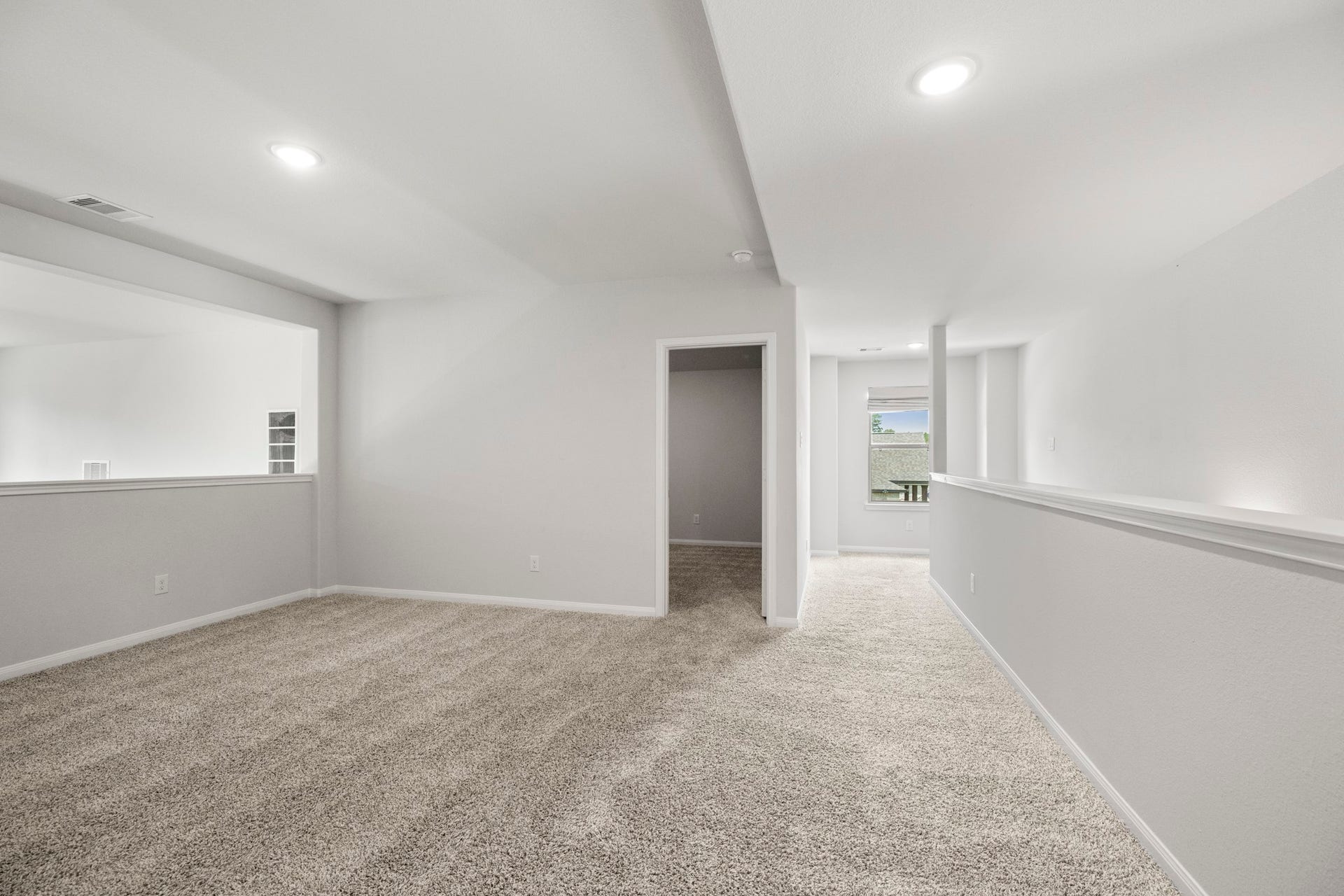 13432 Maverick Trail Road, Conroe, TX 77303 Another view of same flex room, loft style