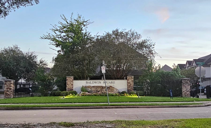 Property photo for 13827 Cady Court, Houston, TX
