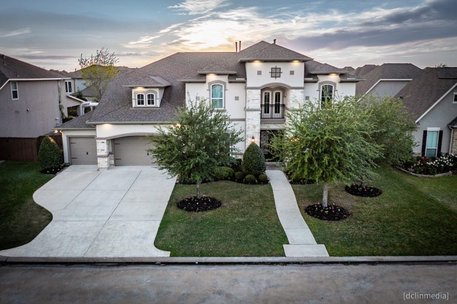 Property photo for 10507 S Sunrise Shores Lane, Cypress, TX