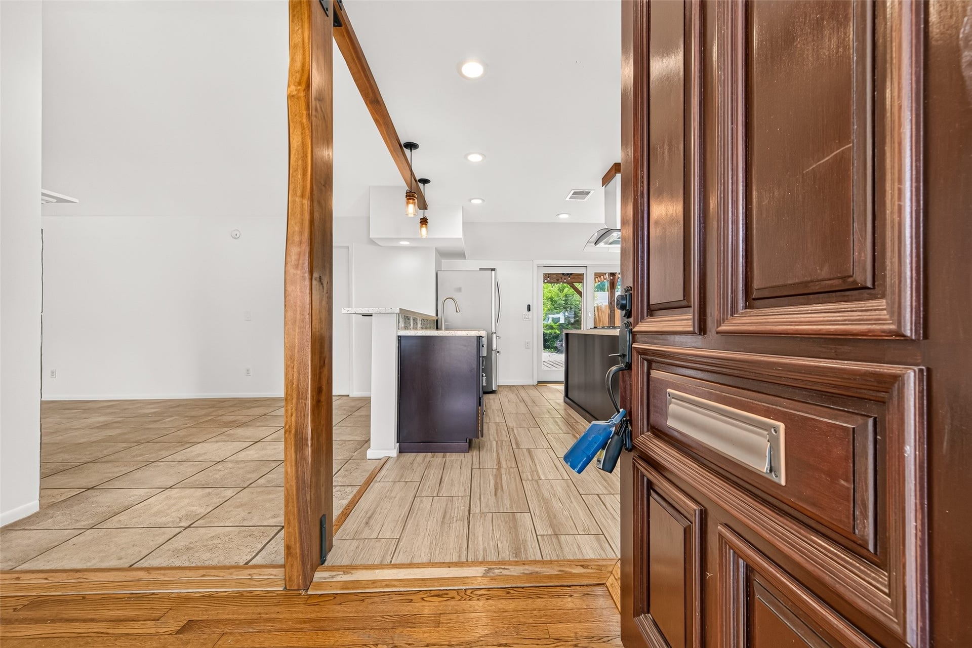 1309 Martin Street, Houston, TX 77018 1309 Martin Street, Houston, TX 77018