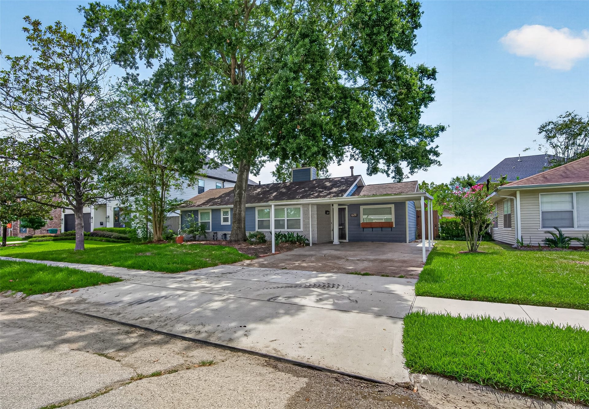 1309 Martin Street, Houston, TX 77018 1309 Martin Street, Houston, TX 77018