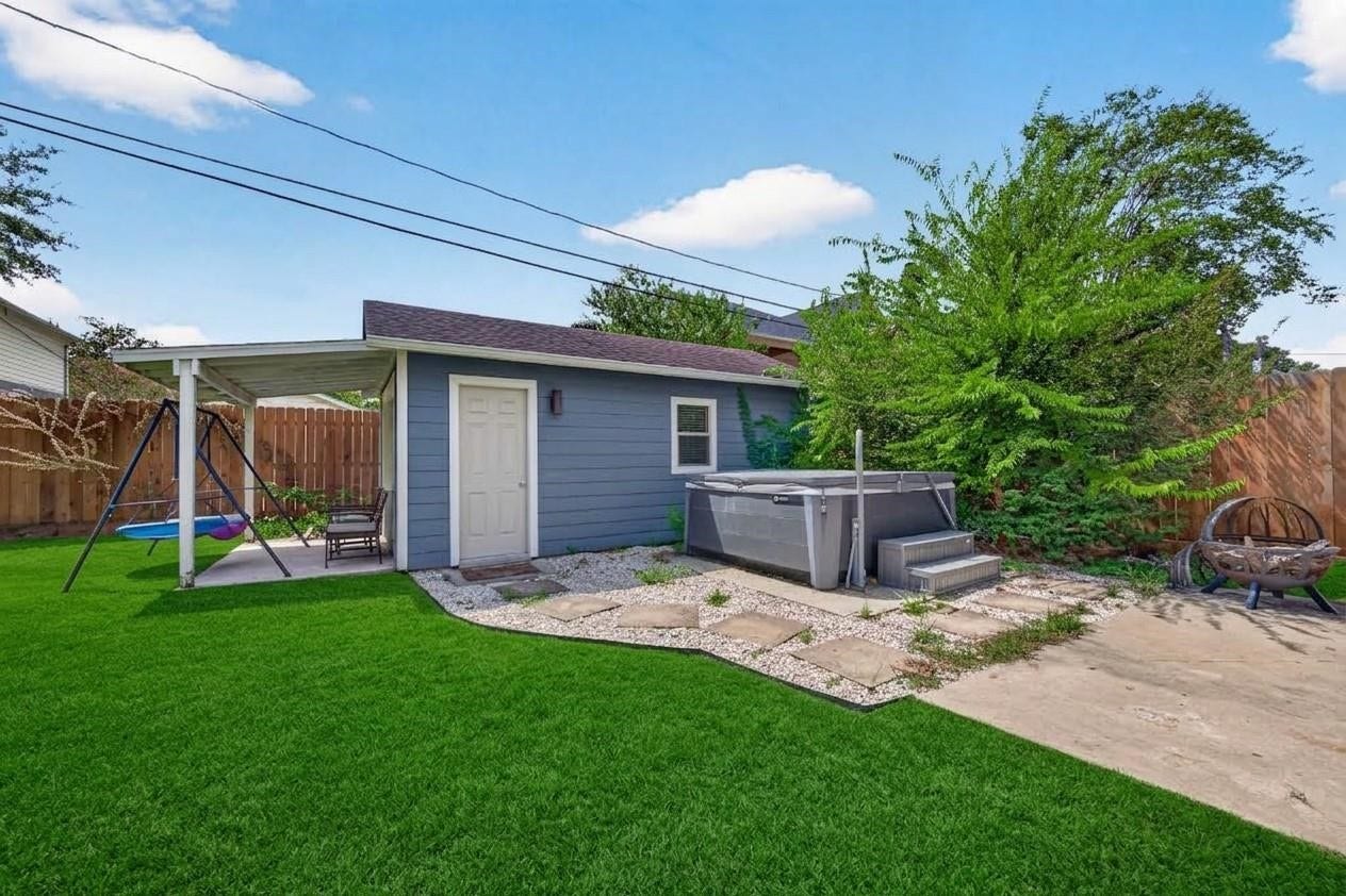 1309 Martin Street, Houston, TX 77018 1309 Martin Street, Houston, TX 77018