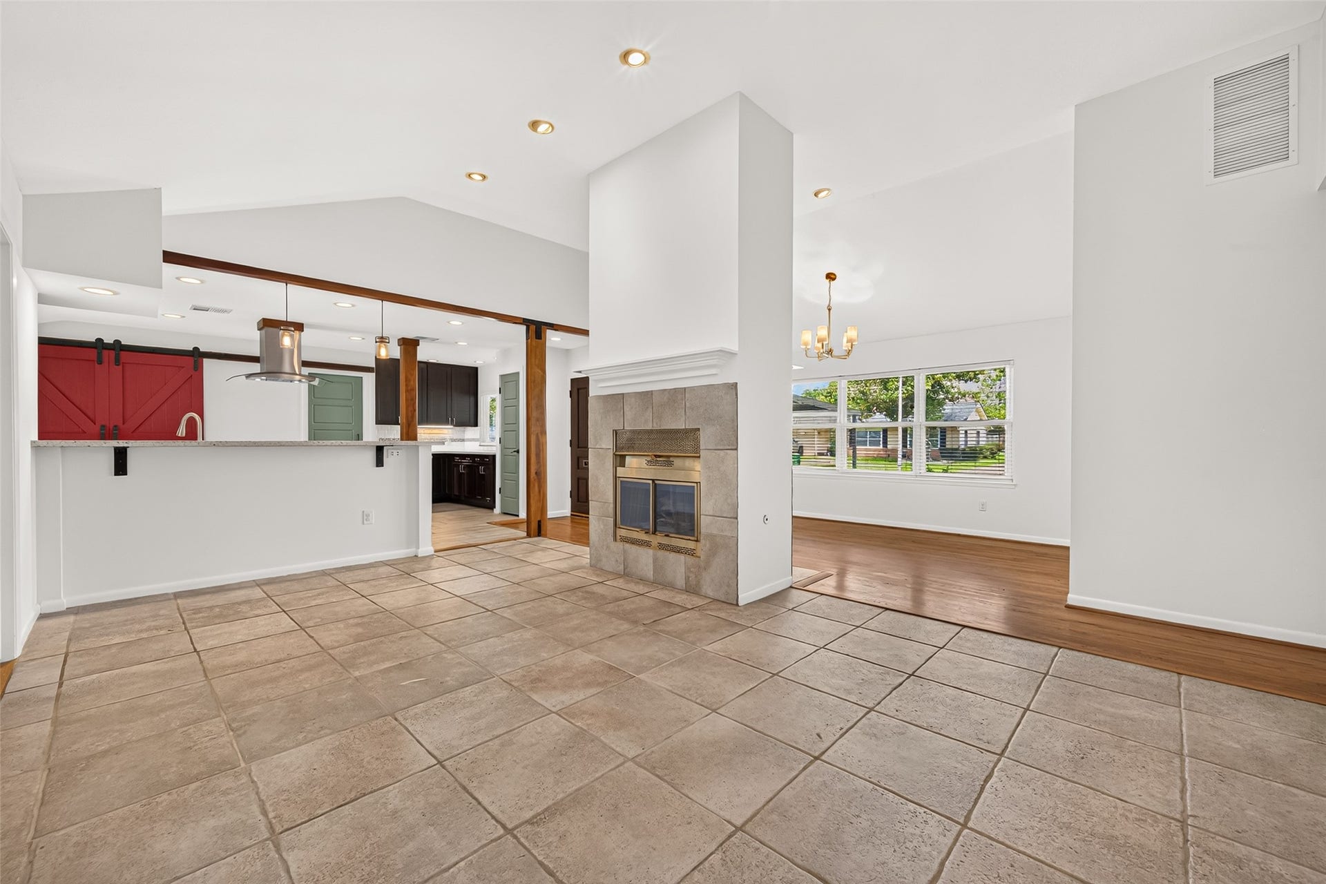 1309 Martin Street, Houston, TX 77018 1309 Martin Street, Houston, TX 77018