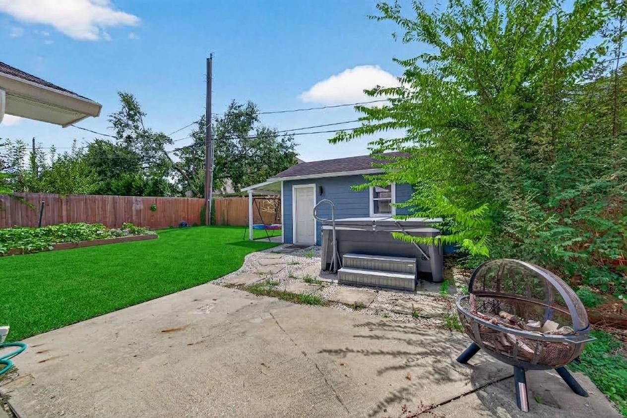 1309 Martin Street, Houston, TX 77018 1309 Martin Street, Houston, TX 77018