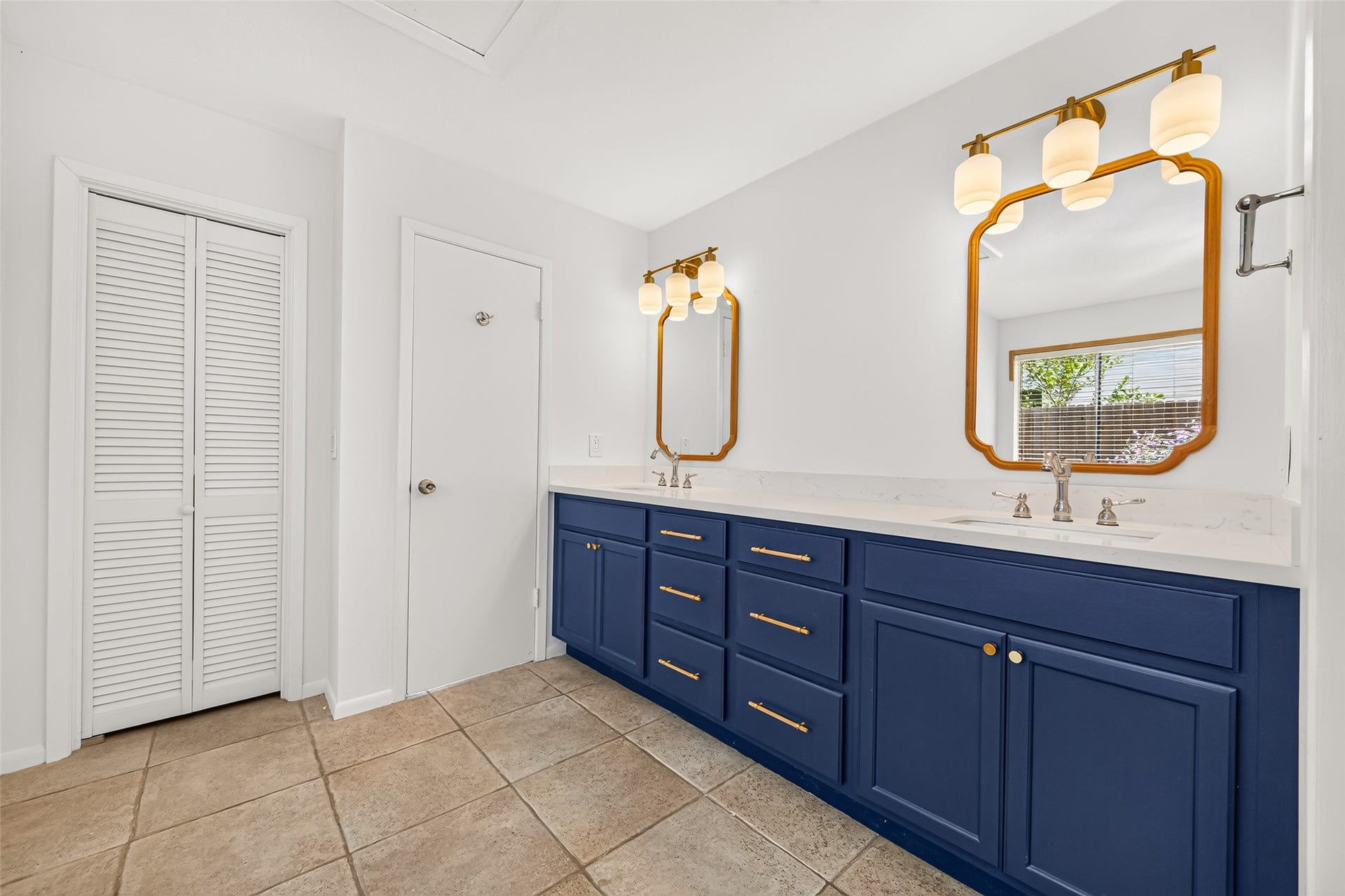 1309 Martin Street, Houston, TX 77018 1309 Martin Street, Houston, TX 77018