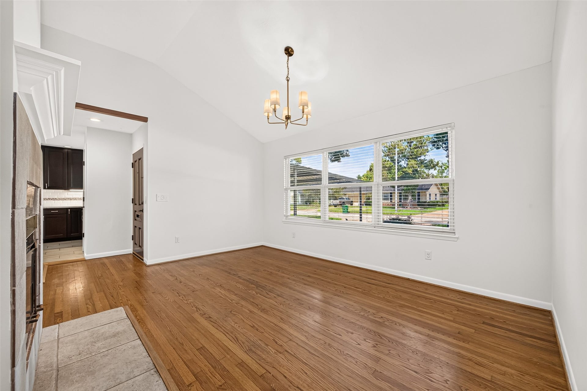 1309 Martin Street, Houston, TX 77018 1309 Martin Street, Houston, TX 77018