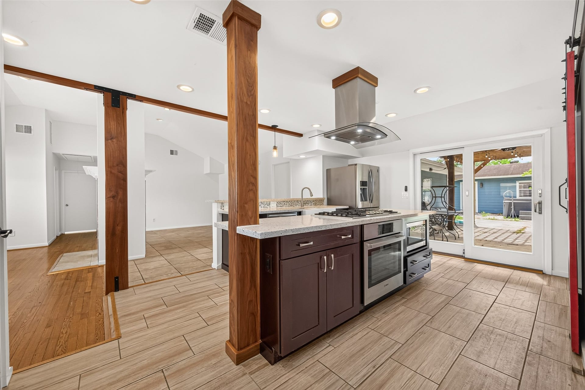 1309 Martin Street, Houston, TX 77018 1309 Martin Street, Houston, TX 77018