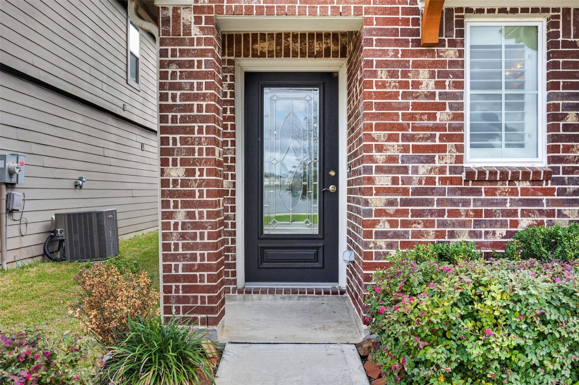 4419 Waterside Cove Lane, Houston, TX 77053 4419 Waterside Cove Lane, Houston, TX 77053