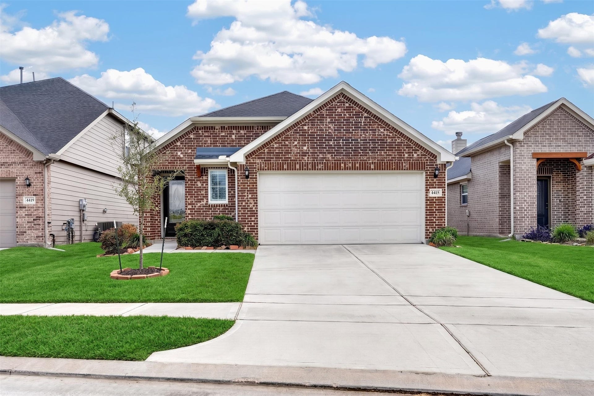 4419 Waterside Cove Lane, Houston, TX 77053 4419 Waterside Cove Lane, Houston, TX 77053